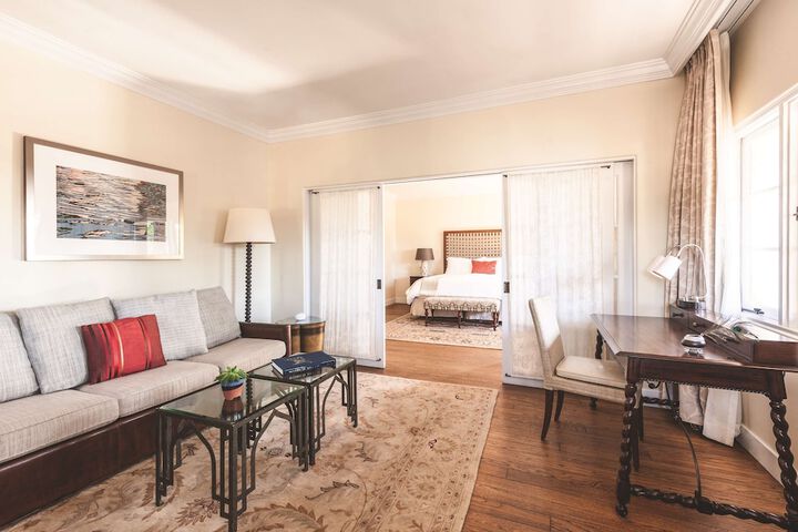 Room 42 of 174