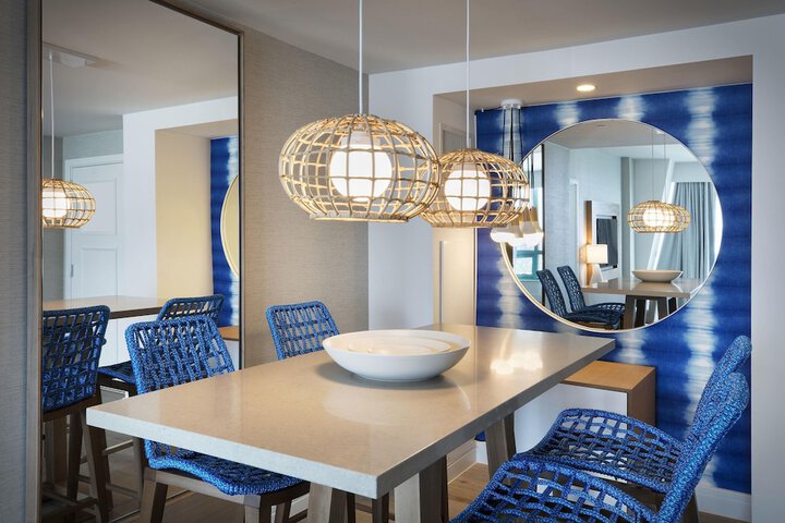 Signia by Hilton Diplomat Beach Resort