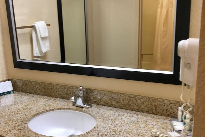 Room 10 of 57