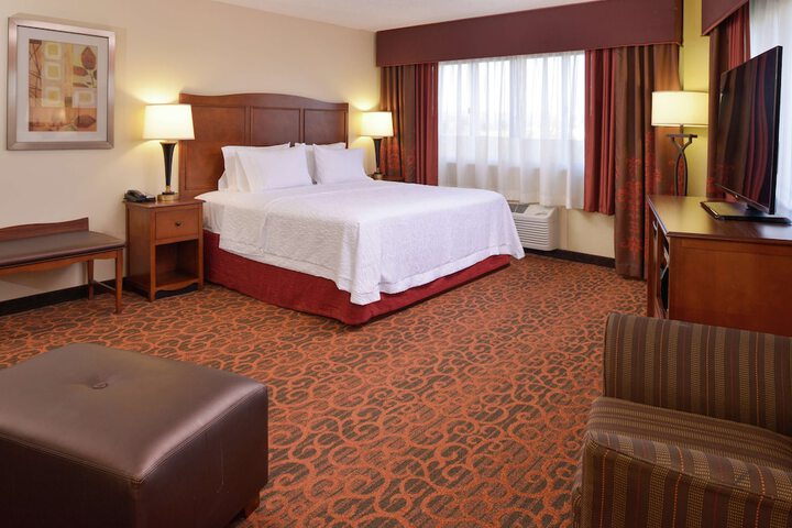 Room 34 of 66