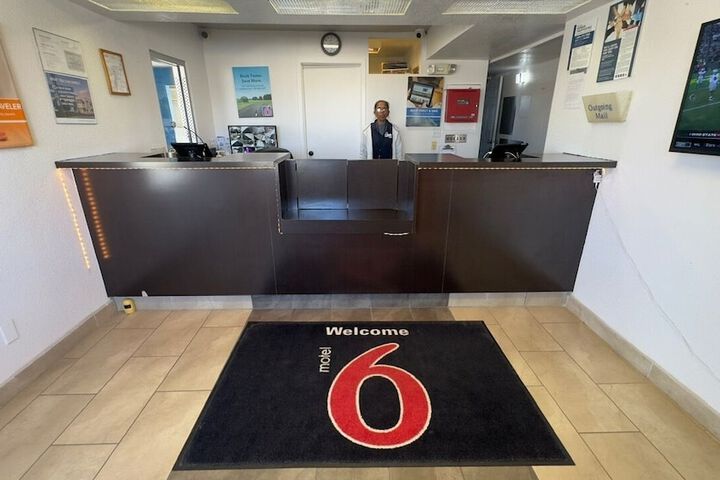 Motel 6 Grants NM