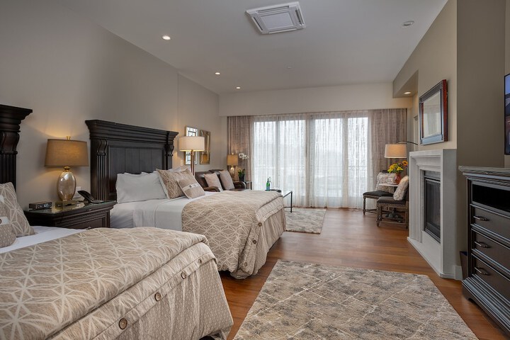 Room 16 of 31