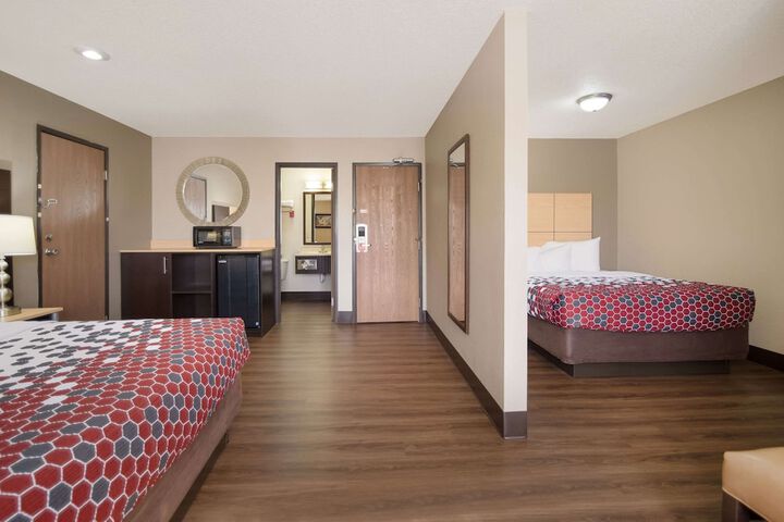 Room 19 of 36