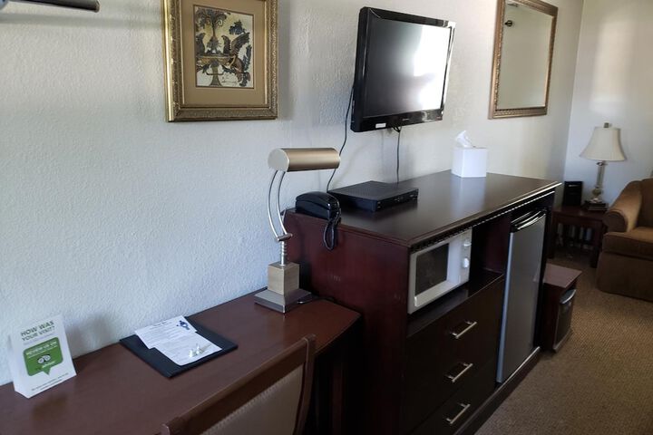 Room 32 of 55