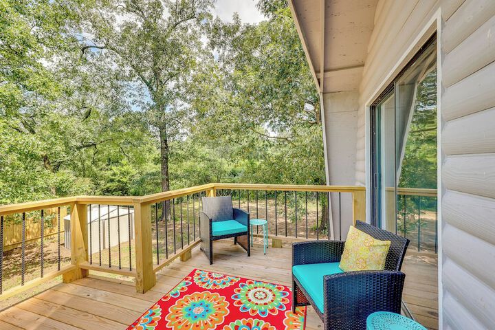 Family-friendly Broken Bow Home w / Grill!