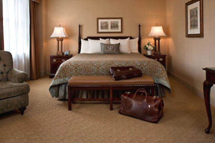 Room 29 of 61
