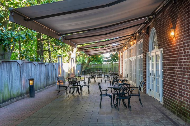 Terrace/Patio 122 of 144
