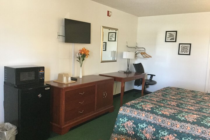 Room 17 of 20