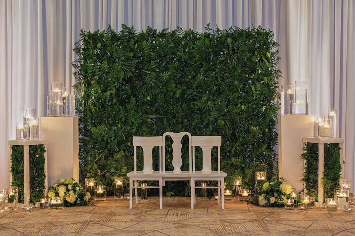 Ballroom/Hall 75 of 89
