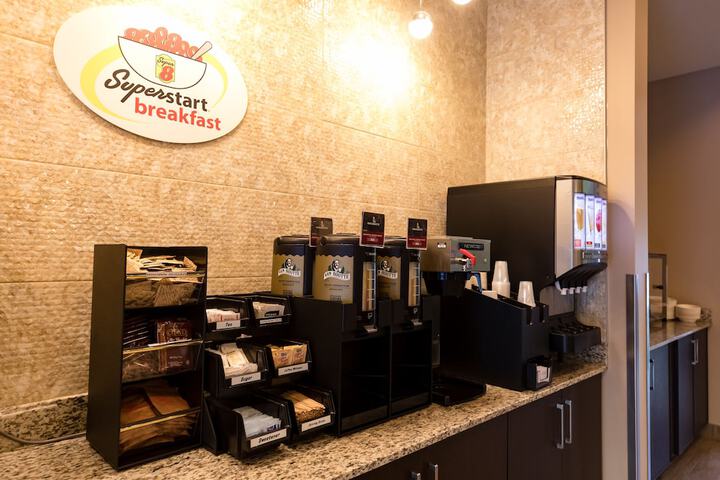 Super 8 by Wyndham Canmore