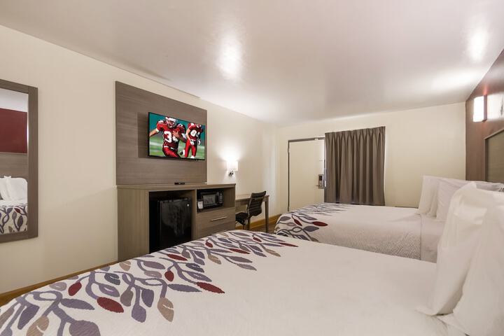 Room 16 of 34