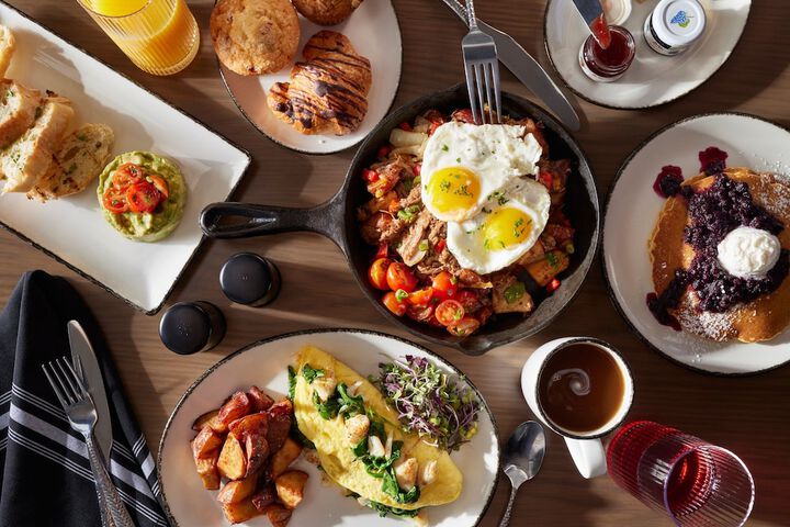 Breakfast/Coffee Service 67 of 79