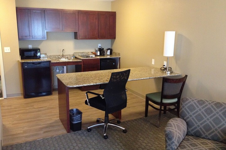 Room 17 of 41