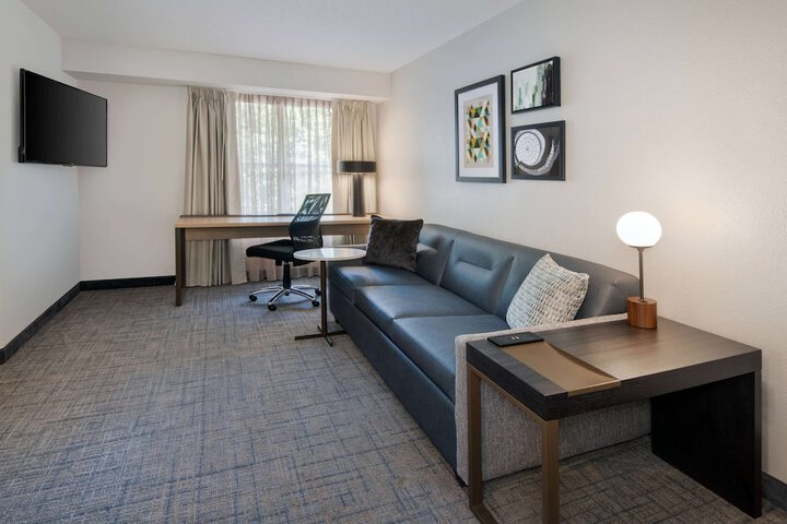 Room 15 of 31