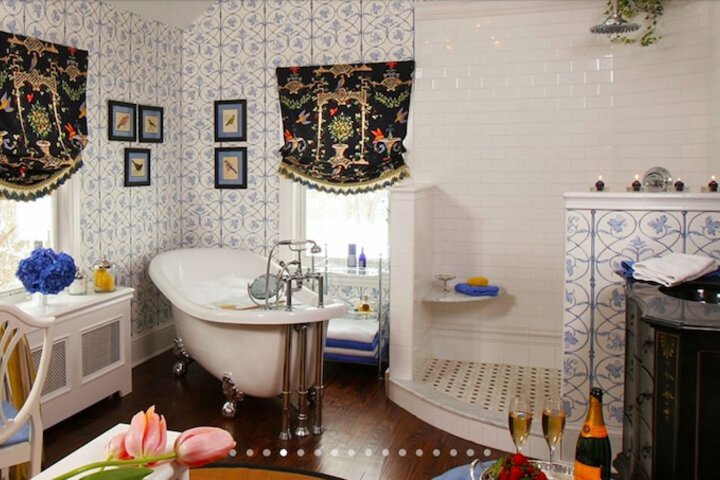 10 Fitch Luxurious Romantic Inn