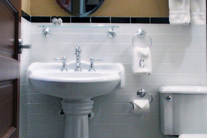 Room 15 of 24