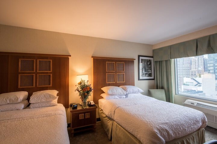 Room 11 of 22