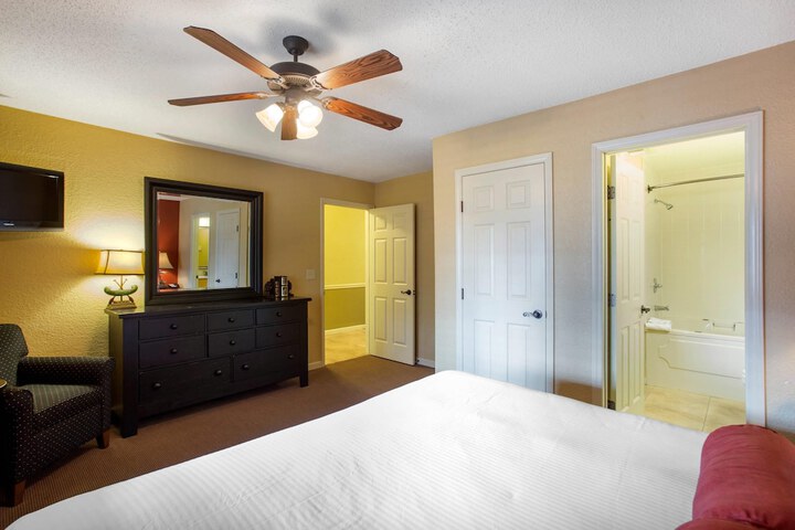Bluegreen Vacations Blue Ridge Village an Ascend Collection Resort
