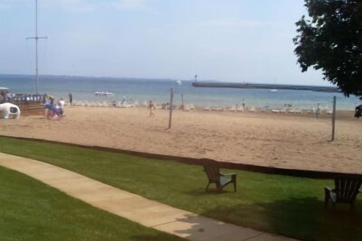 Beach 43 of 67