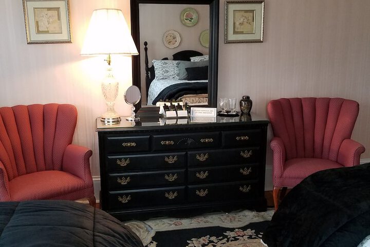 Room 43 of 54