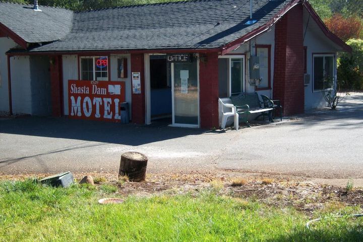 Hotel 4 of 24