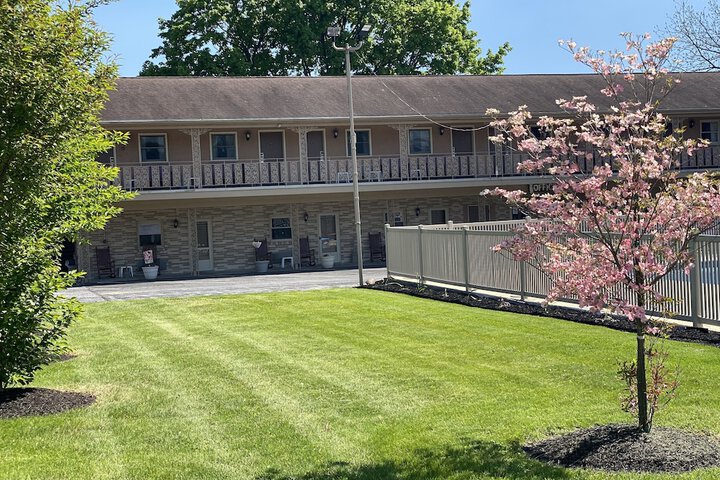 White Rose Motel - Hershey