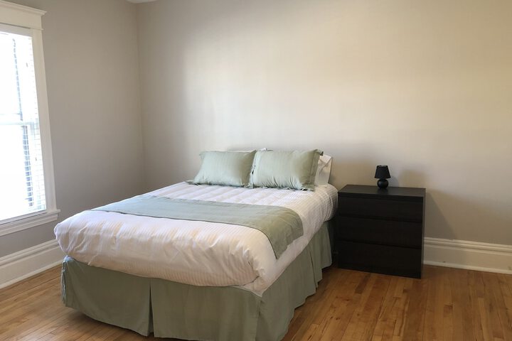 Room 22 of 28