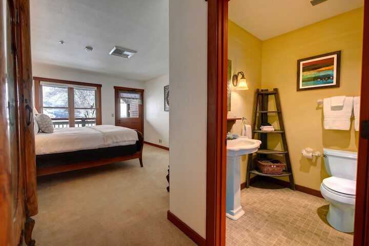 Room 31 of 87