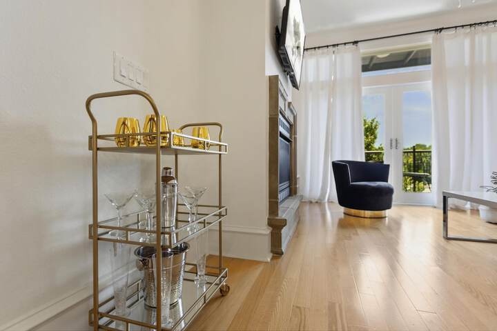 Room 16 of 24