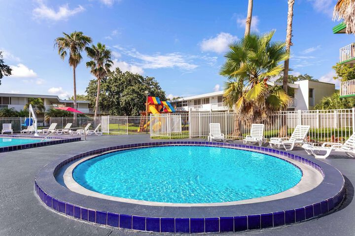 Pool 5 of 69