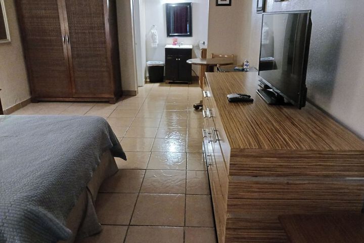 Room 60 of 62