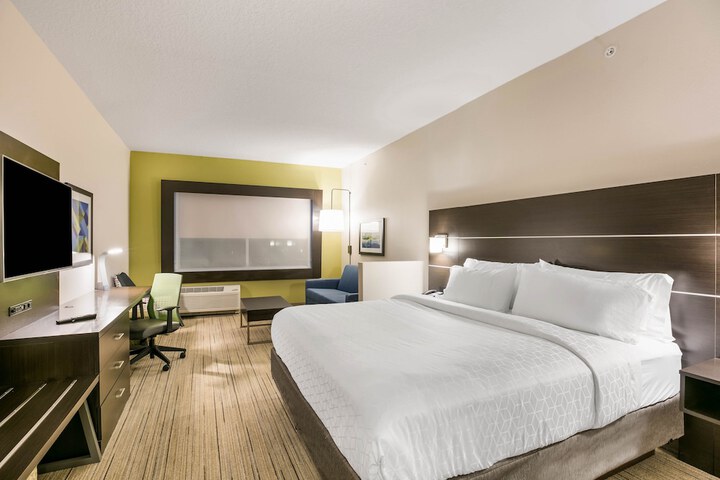 Room 21 of 45