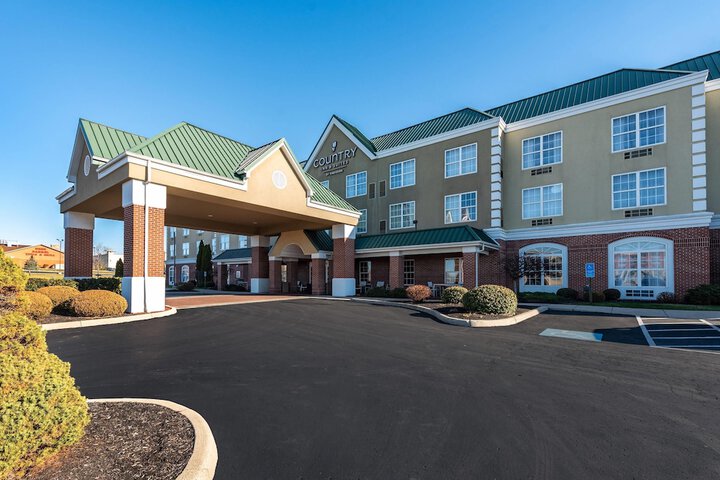 Country Inn & Suites by Radisson Findlay, OH