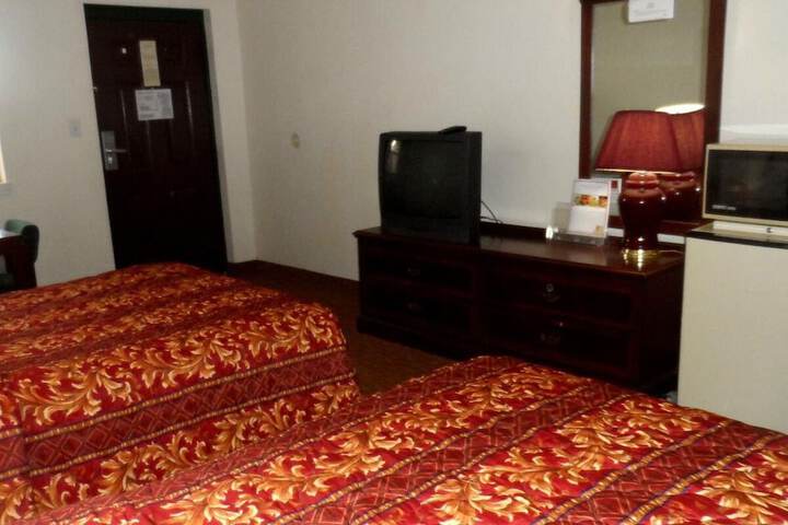 Room 15 of 27
