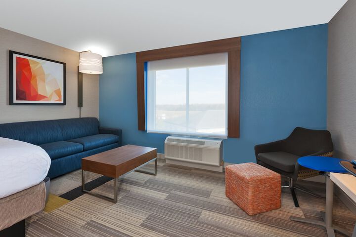 Room 22 of 36