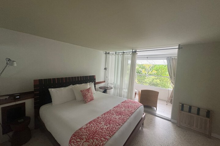 Room 54 of 119