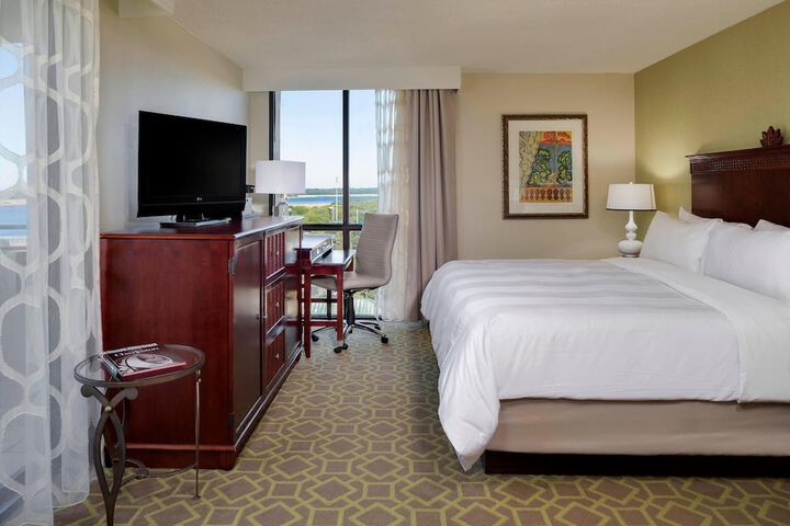 Room 35 of 72