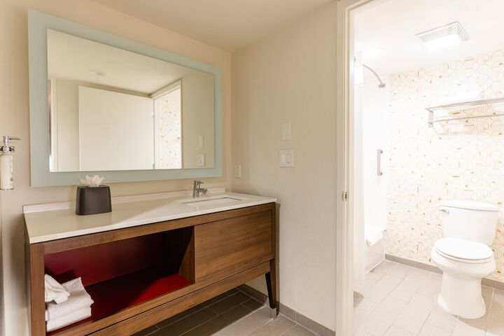 Holiday Inn Rancho Cordova by IHG