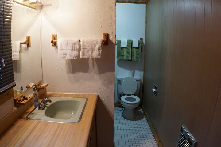 Room 36 of 82