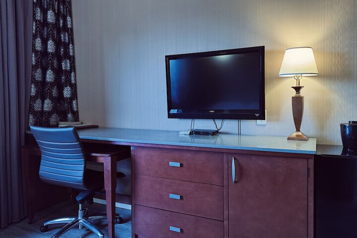 Room 13 of 24