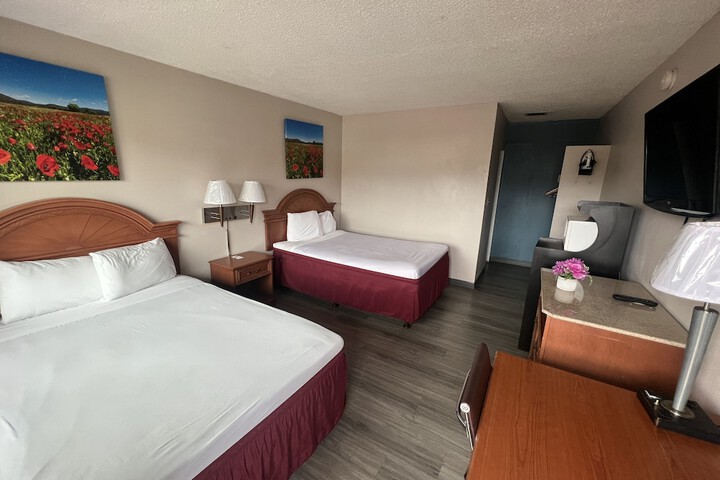 Room 13 of 23