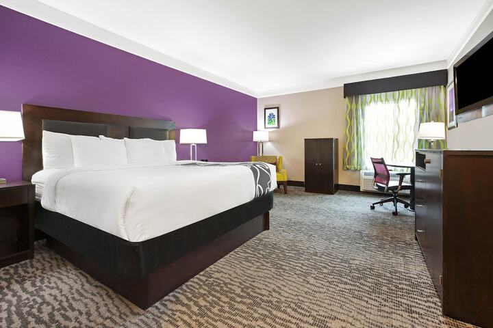La Quinta Inn & Suites by Wyndham Pearland - Houston South
