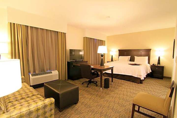 Hampton Inn and Suites Airdrie