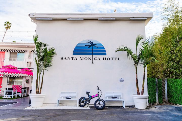 Hotel 4 of 76