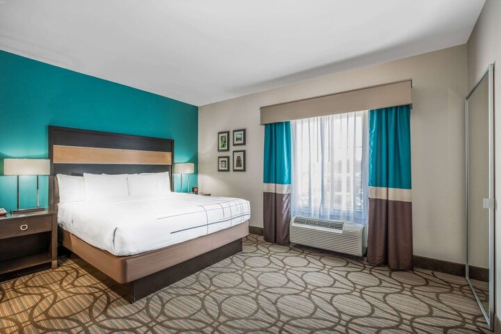 Room 16 of 29