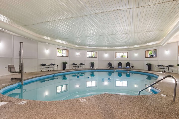 Pool 4 of 41