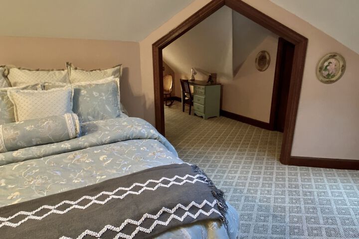 Room 42 of 54