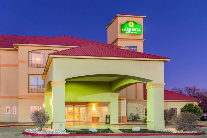 Hotel 4 of 30