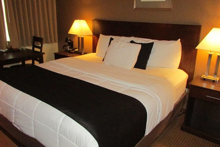 Fairbridge Inn & Suites