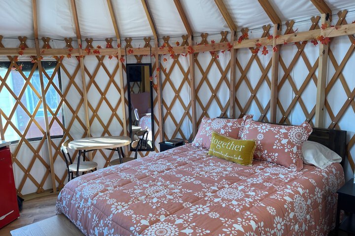 Mountain Aire Cottages Inn & Glamping